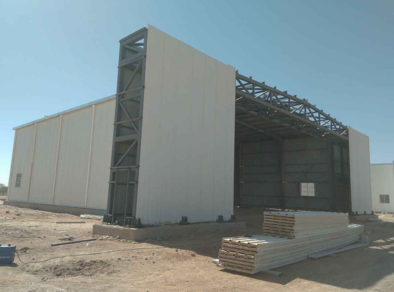 Hangar de fabricação de aço estrutural de estrutura de aço pré-engenhado