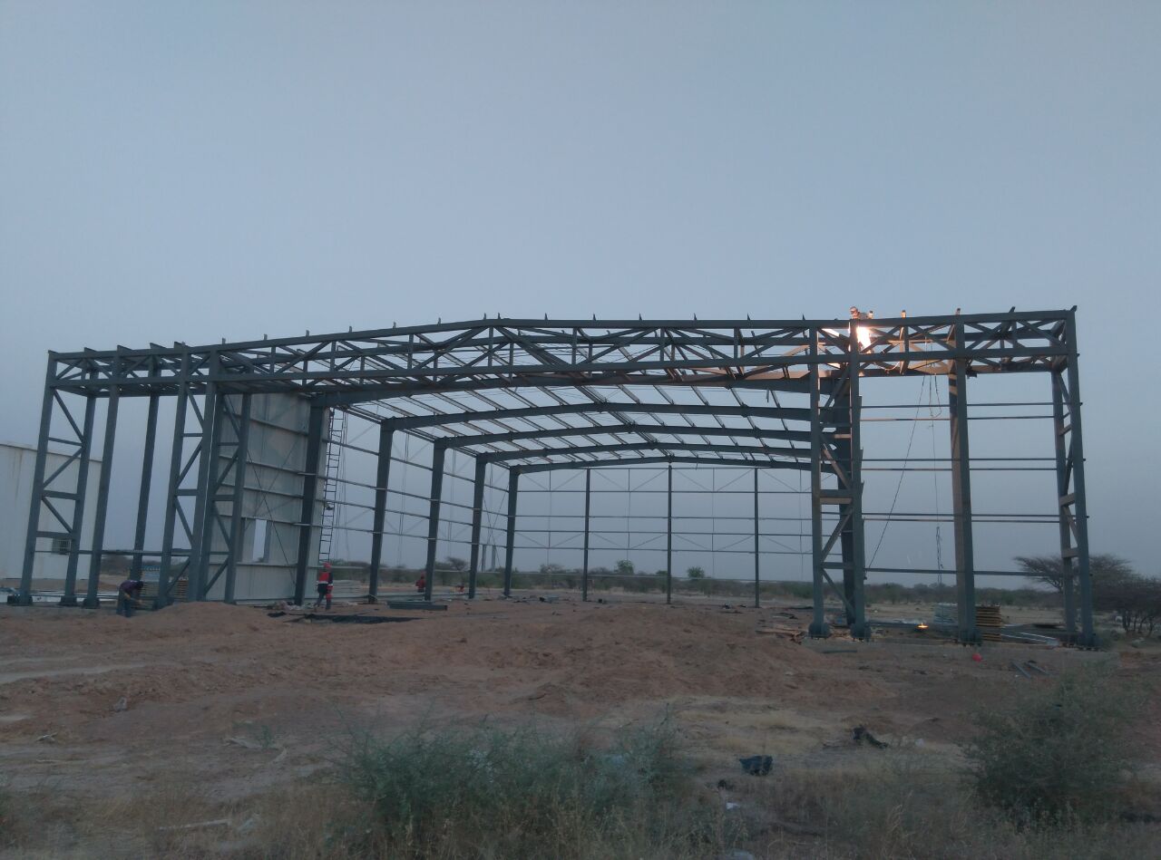 Hangar de fabricação de aço estrutural de estrutura de aço pré-engenhado